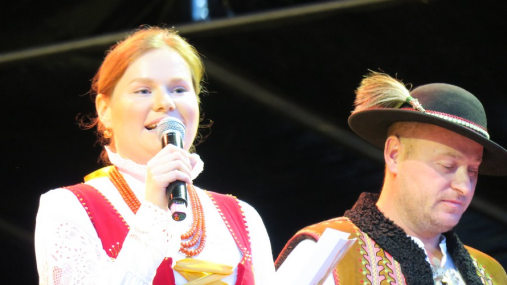 Barbara i Agata na folkową nutę