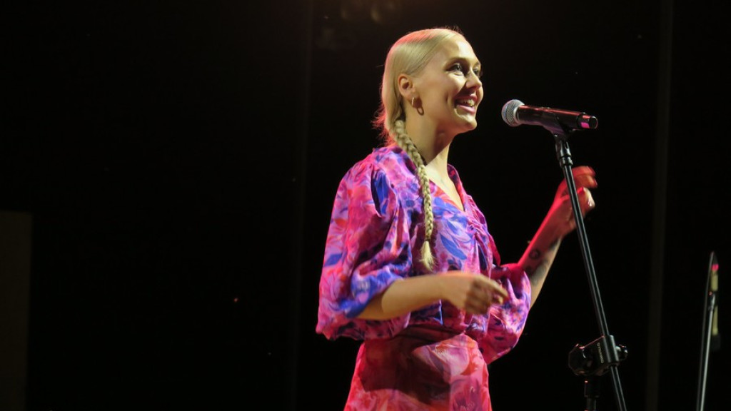 Barbara i Agata na folkową nutę