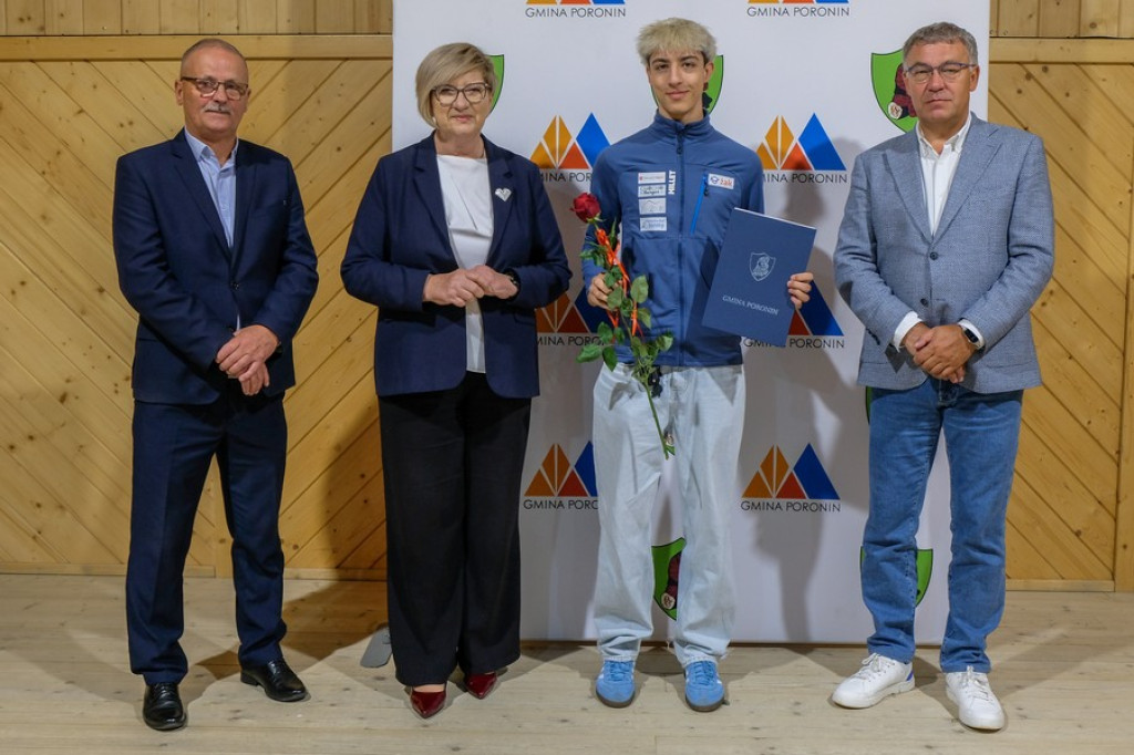 Nauczyciele i sportowcy docenieni w Poroninie