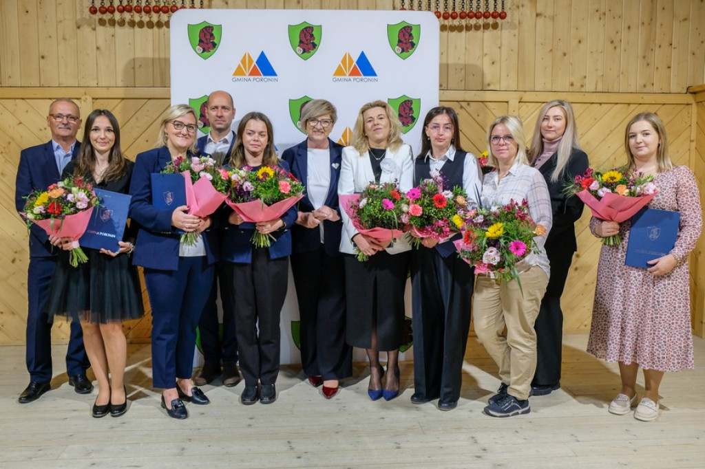 Nauczyciele i sportowcy docenieni w Poroninie