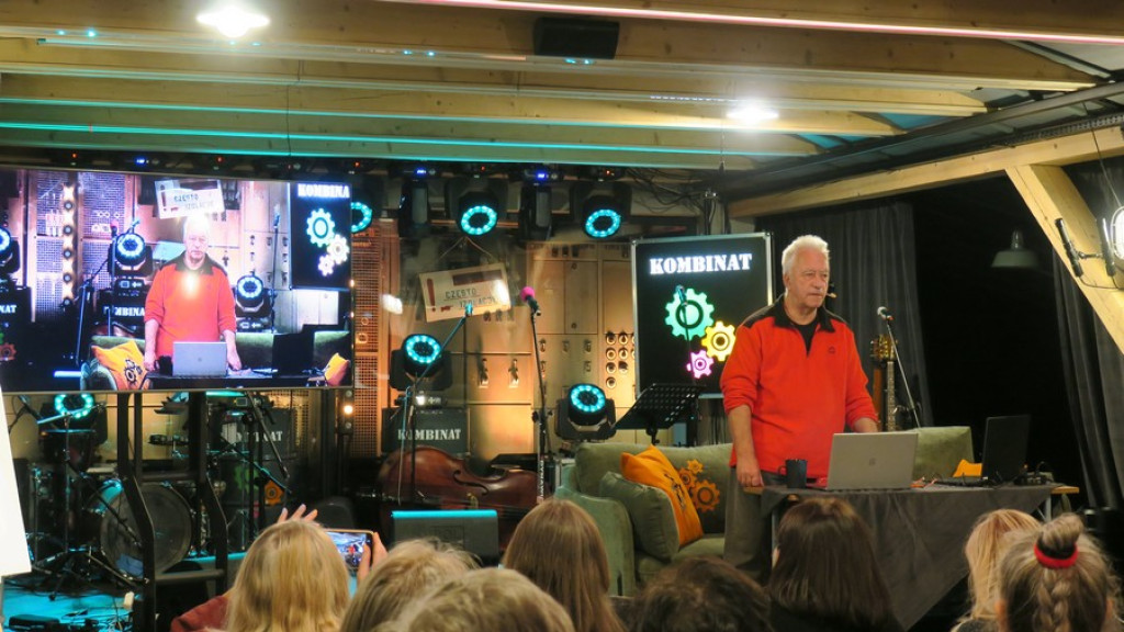 Maciej Pinkwart i Kapela Hanki Wójcik w Kombinacie