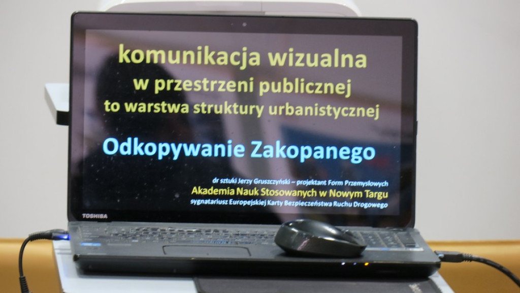 Odkopywanie Zakopanego w Hyrnym