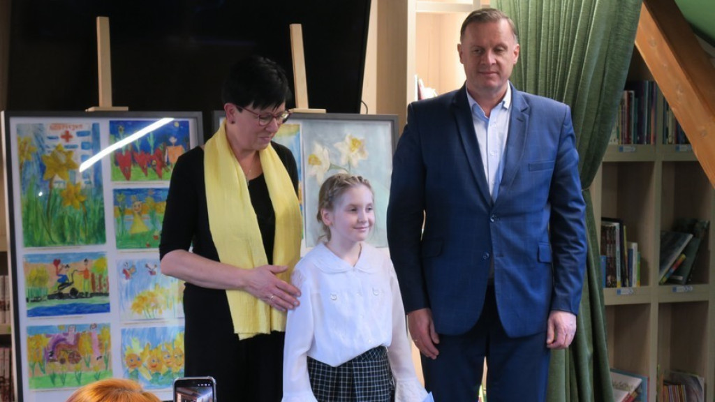 Żółty żonkil nadzieją dla hospicjum