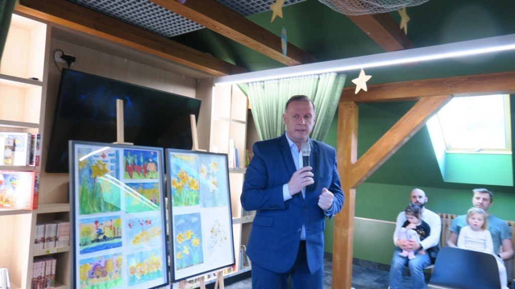 Żółty żonkil nadzieją dla hospicjum