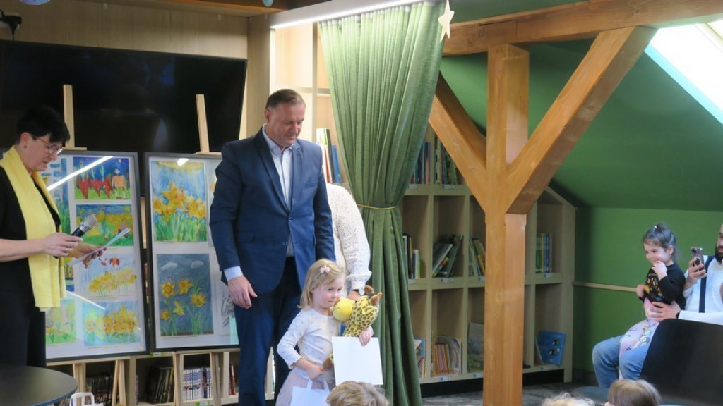 Żółty żonkil nadzieją dla hospicjum