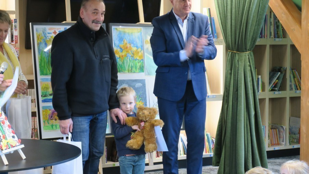 Żółty żonkil nadzieją dla hospicjum