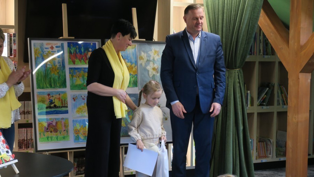 Żółty żonkil nadzieją dla hospicjum