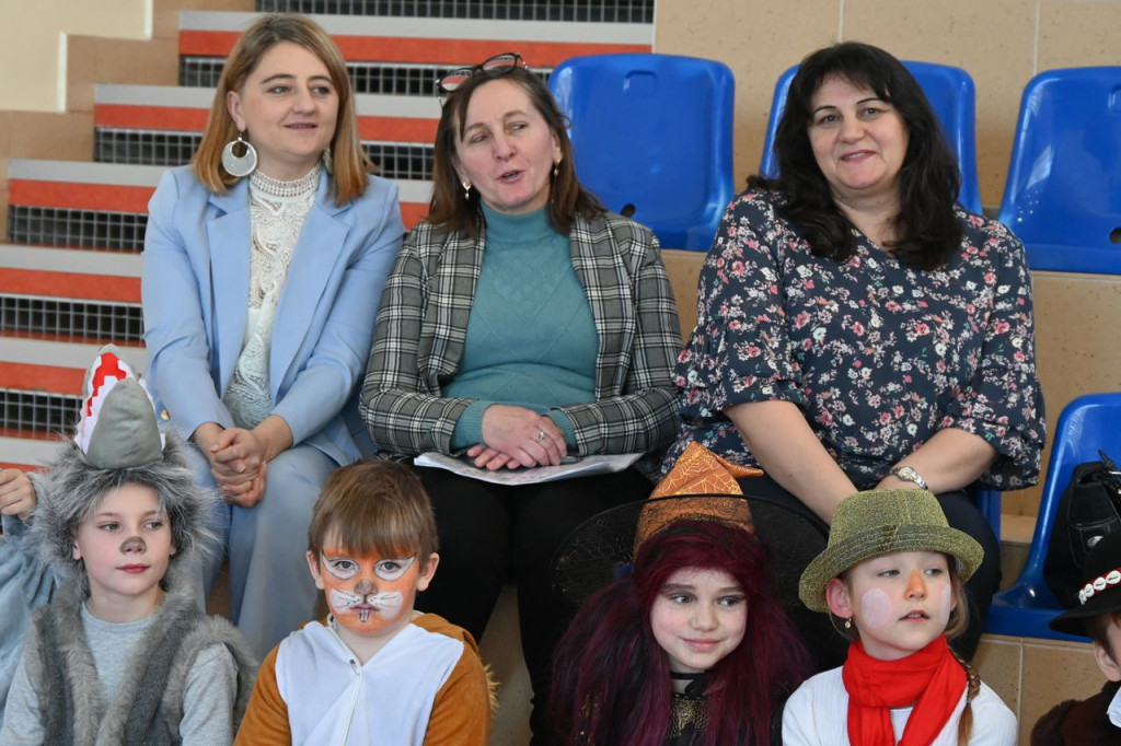 Dziadkowie, wnukowie, radość