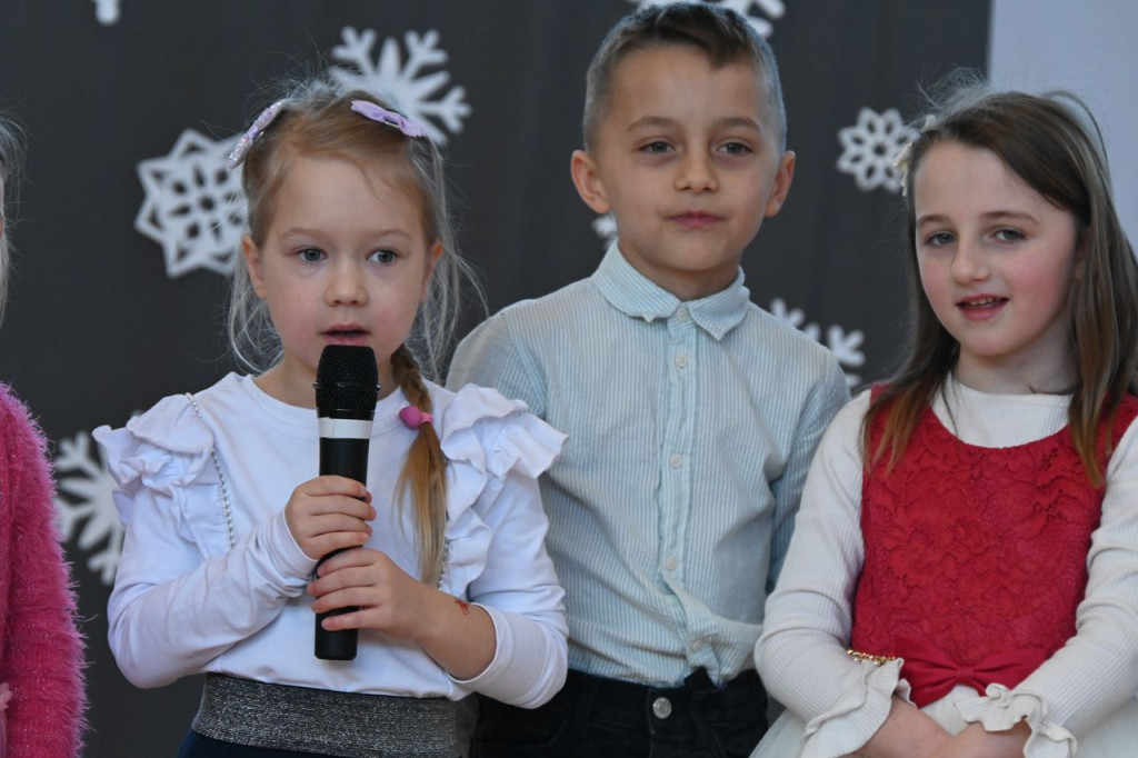 Dziadkowie, wnukowie, radość