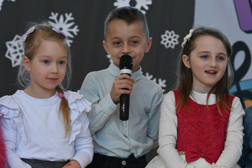 Dziadkowie, wnukowie, radość