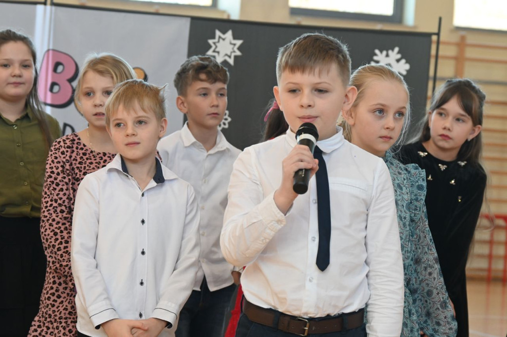 Dziadkowie, wnukowie, radość