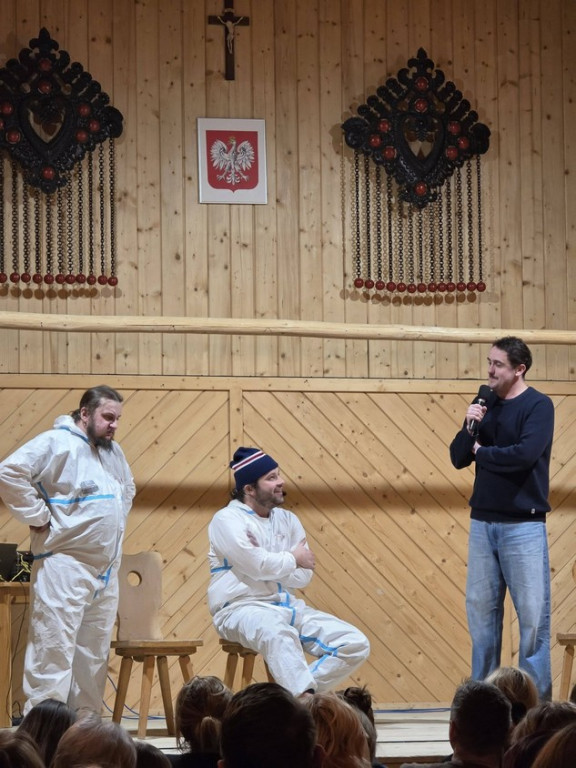 Kabaretowo-teatralne ferie w Poroninie za nami