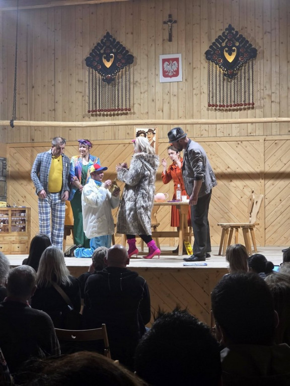 Kabaretowo-teatralne ferie w Poroninie za nami
