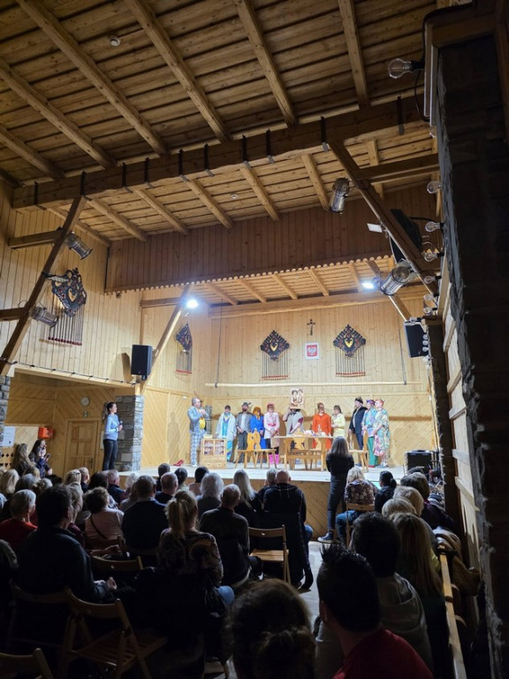 Kabaretowo-teatralne ferie w Poroninie za nami