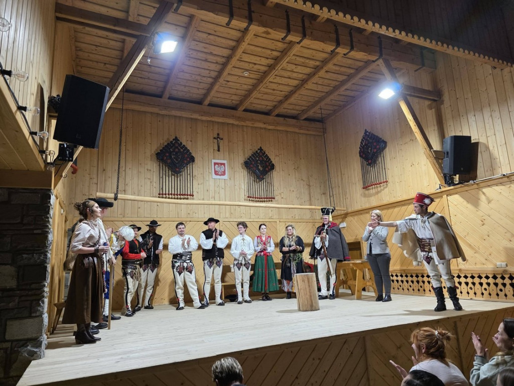 Kabaretowo-teatralne ferie w Poroninie za nami