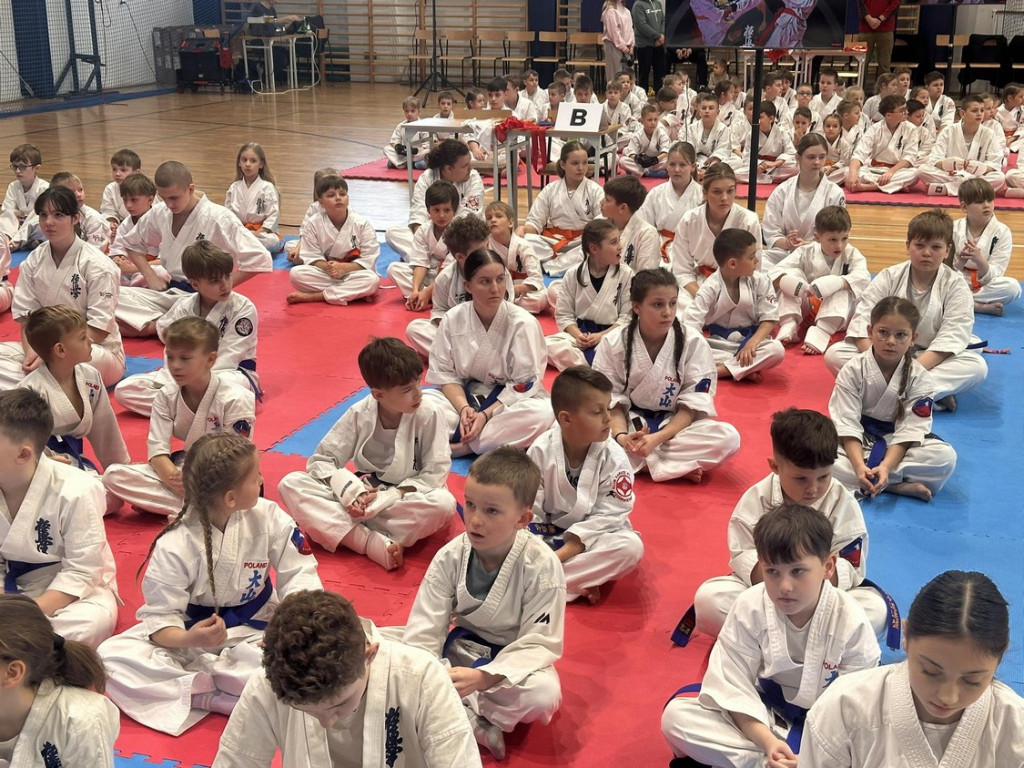 Medalowy Pierwszy Krok wojowników z Czerwiennego