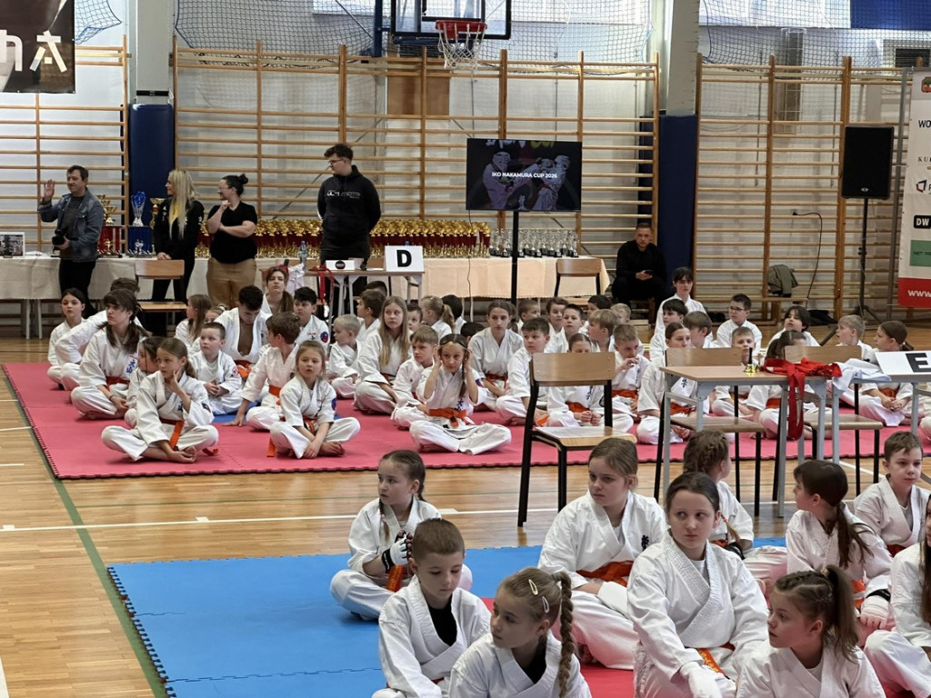 Medalowy Pierwszy Krok wojowników z Czerwiennego