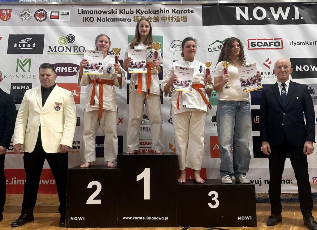 Medalowy Pierwszy Krok wojowników z Czerwiennego