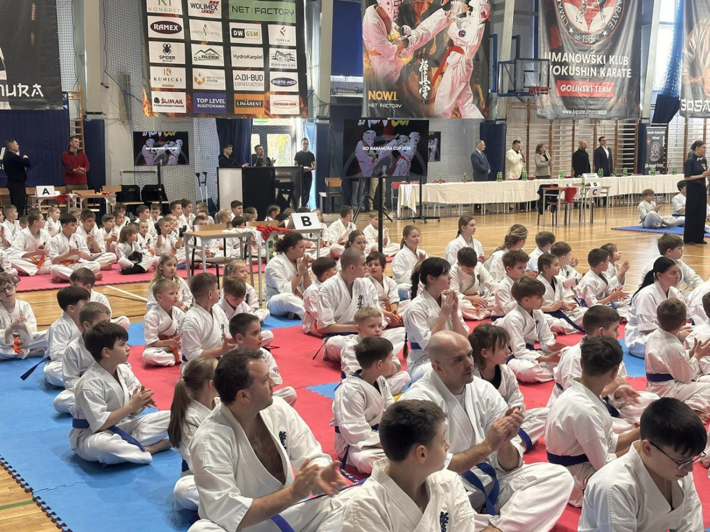 Medalowy Pierwszy Krok wojowników z Czerwiennego