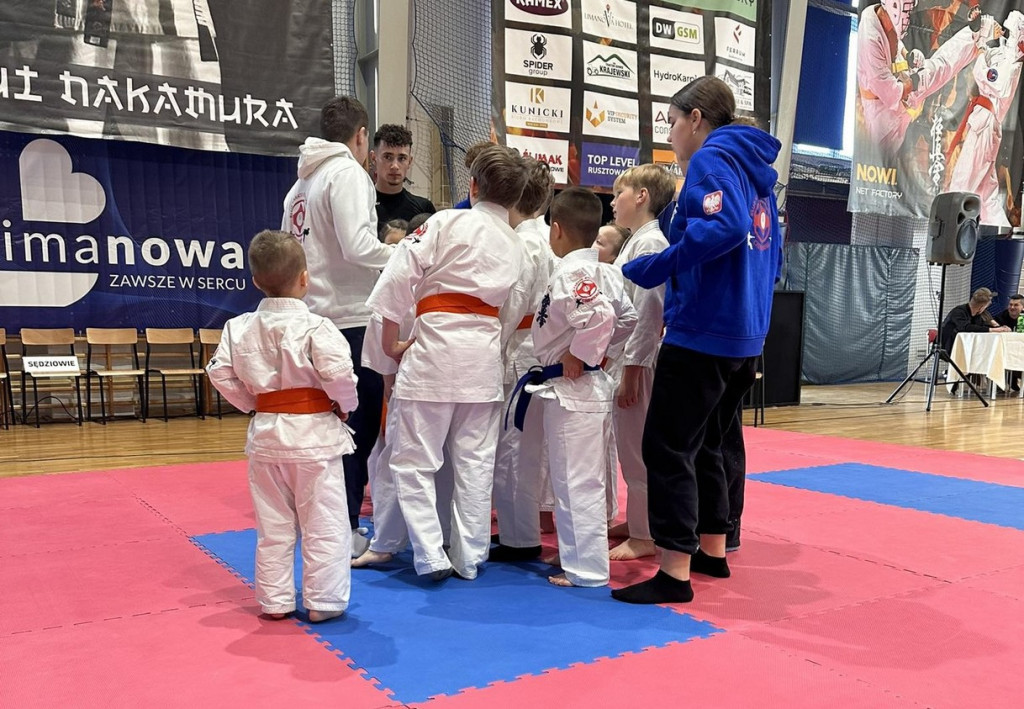 Medalowy Pierwszy Krok wojowników z Czerwiennego