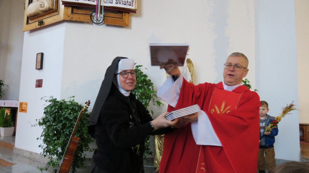 Najpiękniejsze palmy w Kościele Św. Krzyża w Zakopanem