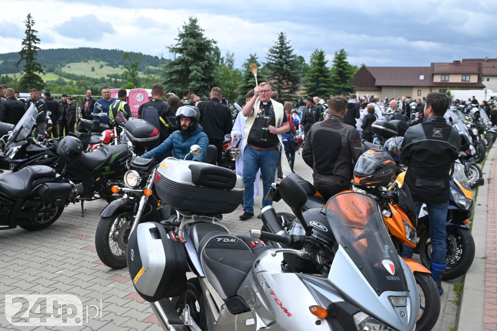 Motocykliści dojechali do Miętustwa