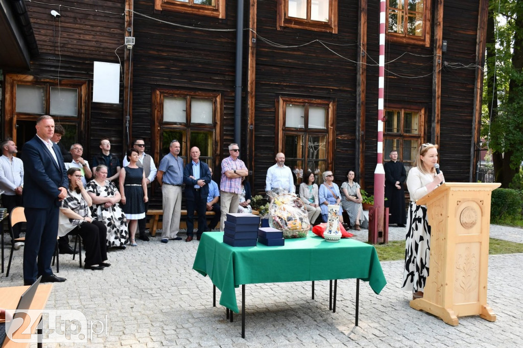 Nagrody dla prymusów na koniec roku szkolnego