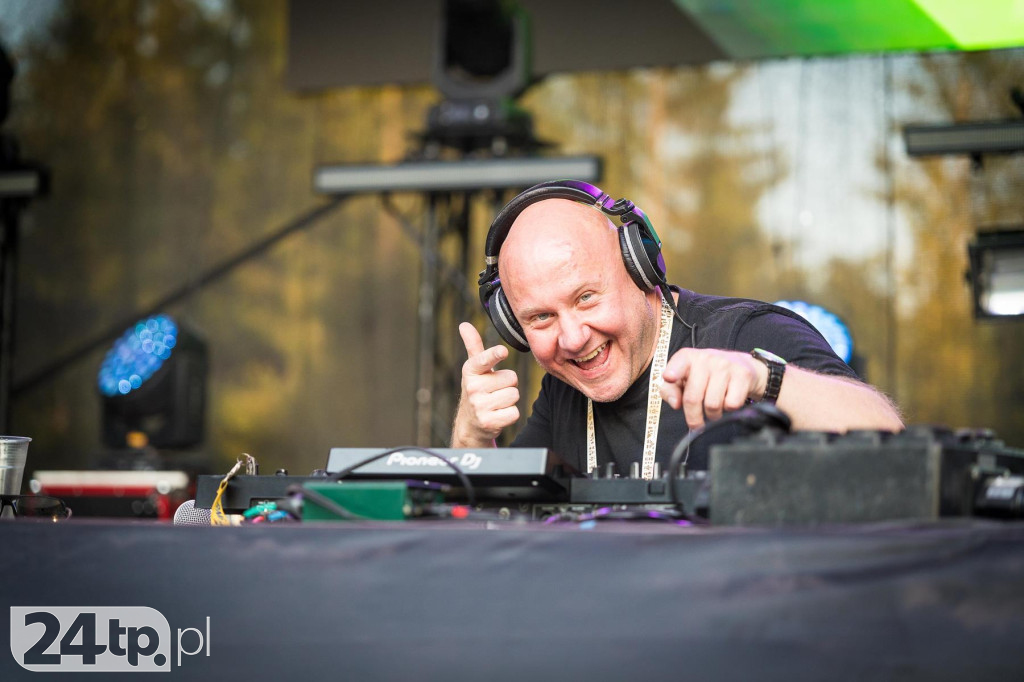 Farbowano Potańcówka u Królowej – wieczor DJ-ów w Lipnicy Wielkiej