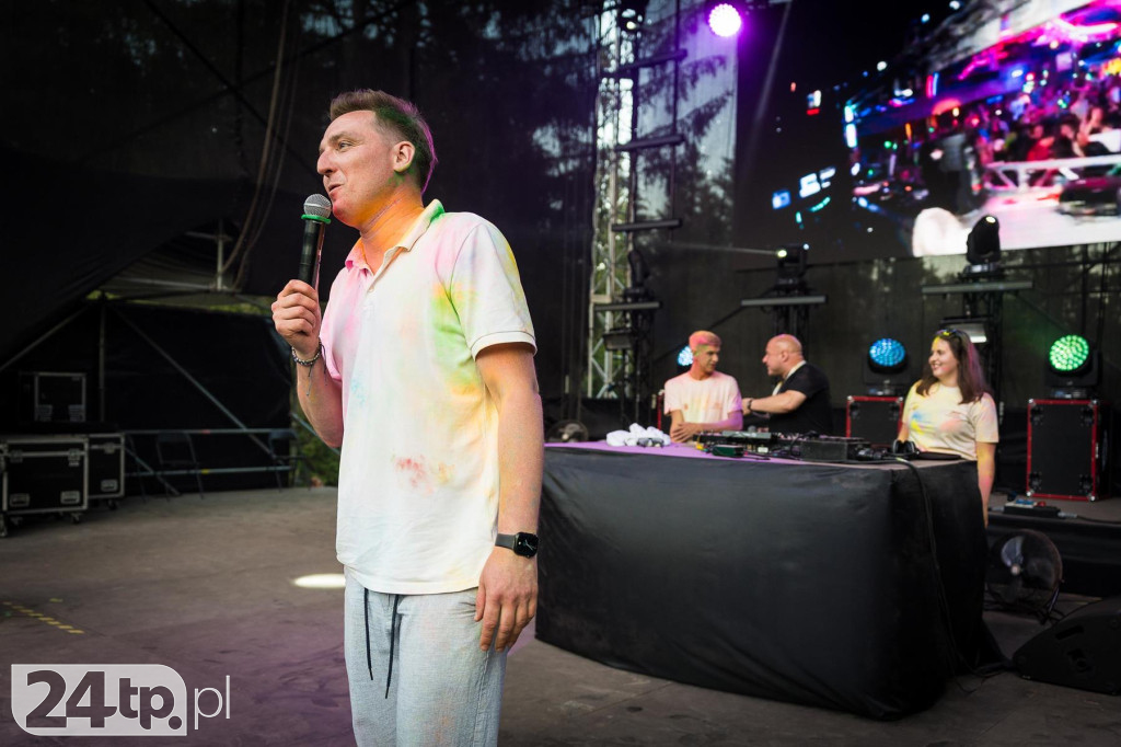 Farbowano Potańcówka u Królowej – wieczor DJ-ów w Lipnicy Wielkiej