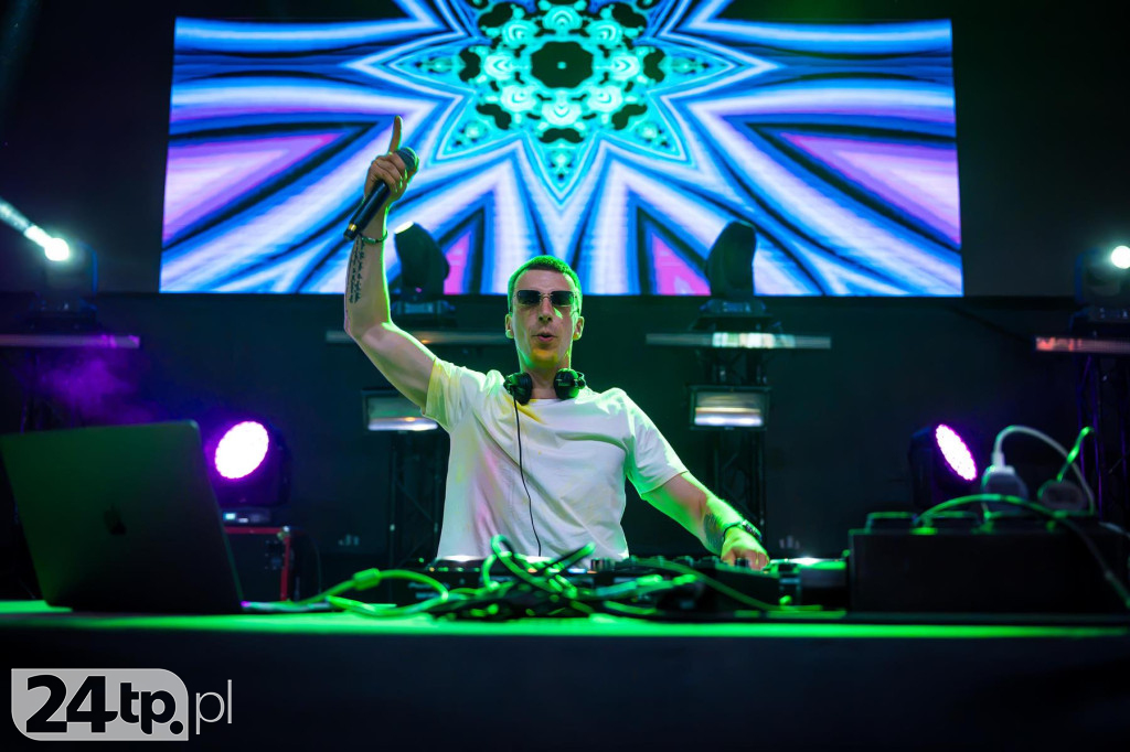 Farbowano Potańcówka u Królowej – wieczor DJ-ów w Lipnicy Wielkiej