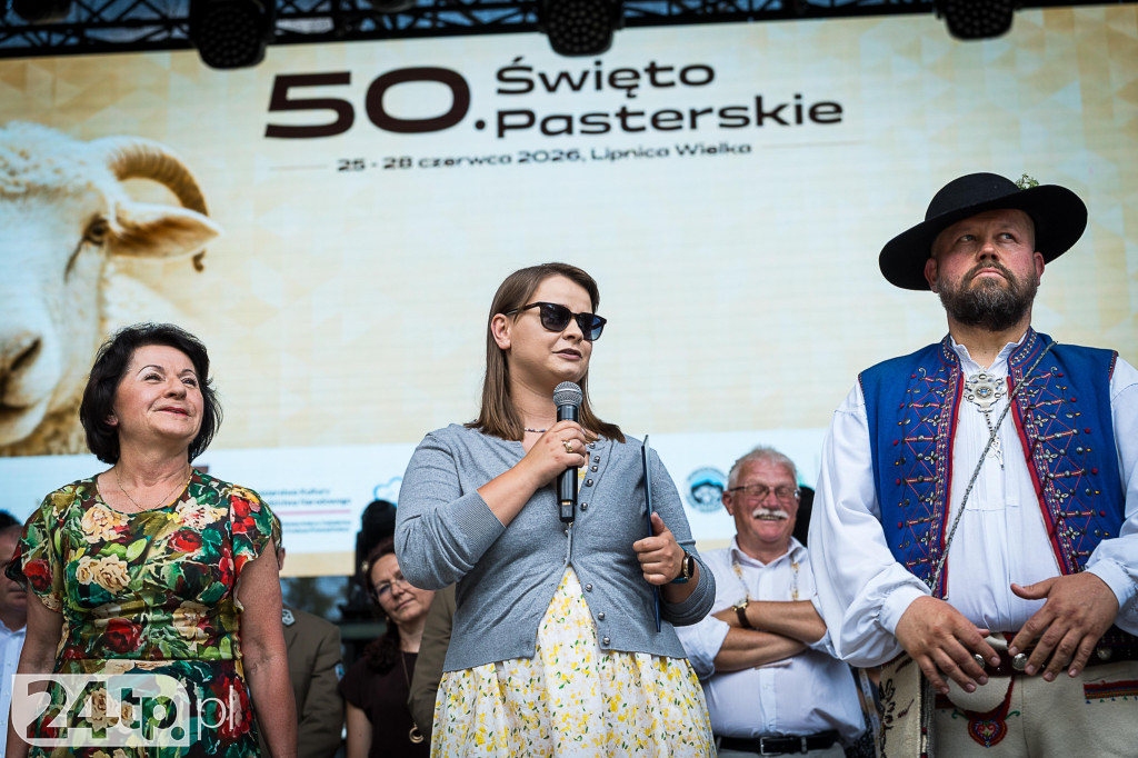 Korowód, taniec na 50 par i koncert Golec uOrkiestry.