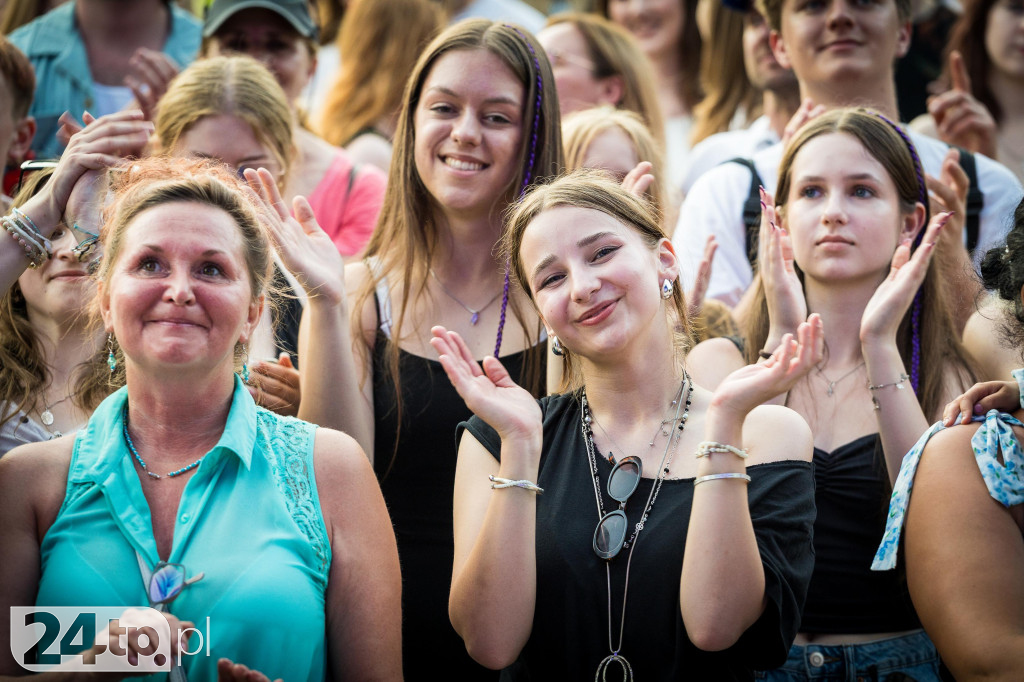 Korowód, taniec na 50 par i koncert Golec uOrkiestry.