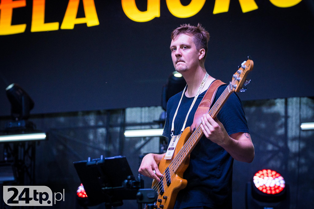 Korowód, taniec na 50 par i koncert Golec uOrkiestry.