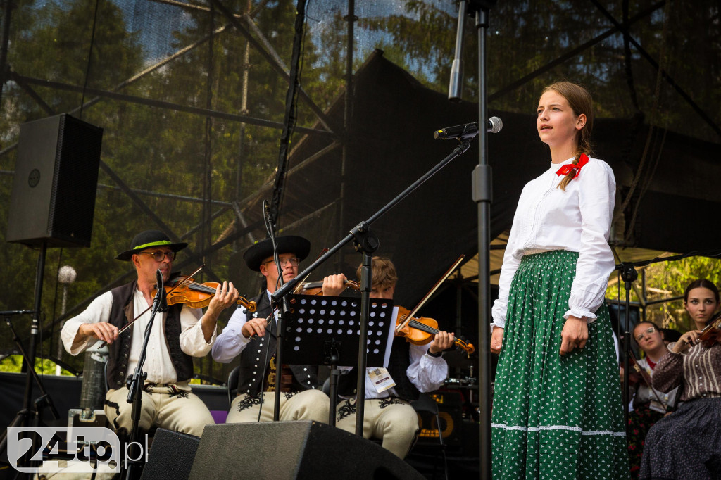 Korowód, taniec na 50 par i koncert Golec uOrkiestry.