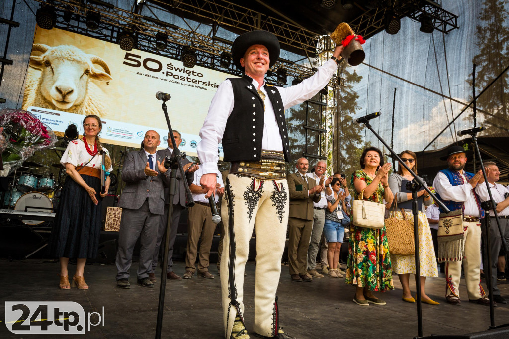 Korowód, taniec na 50 par i koncert Golec uOrkiestry.
