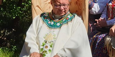  Składka z tacy kościelnej 1 lutego dla Kijowa. Decyzja kard. Grzegorza…