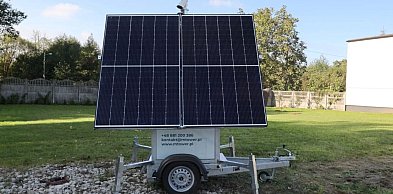 Ochrona farm fotowoltaicznych w trudnym terenie. Dlaczego tradycyjny monitoring za