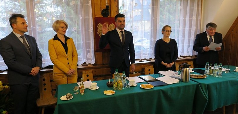 Pierwsza sesja pod znakiem Churchilla
