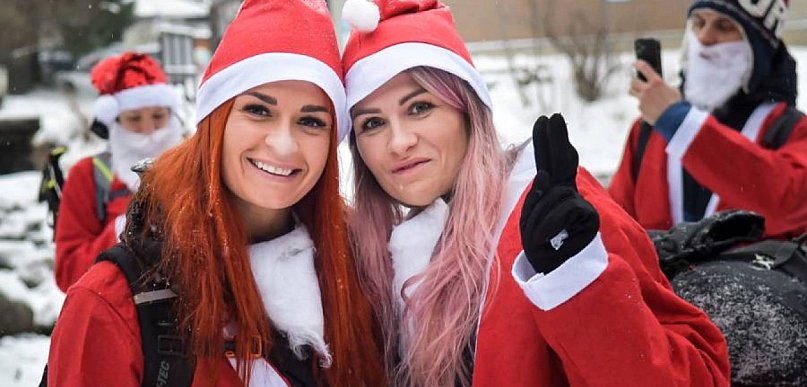 Mikołaje idą w góry (WIDEO) (Zdjęcia)