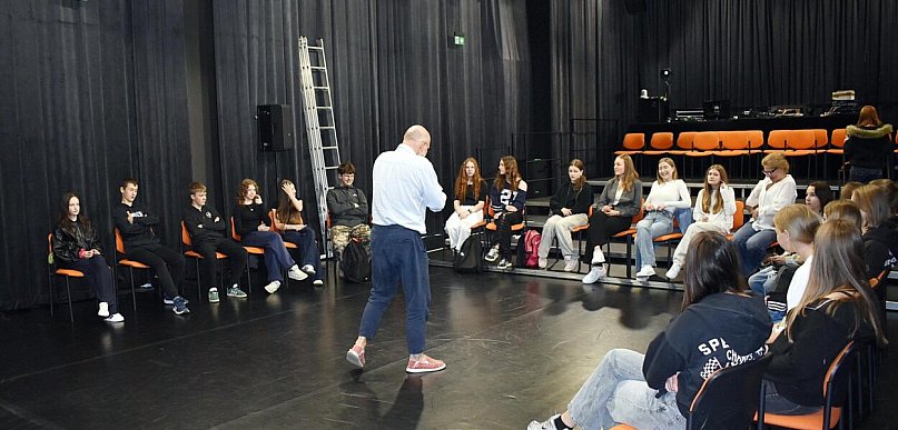 Orawski teatr ludowy w Witkacym