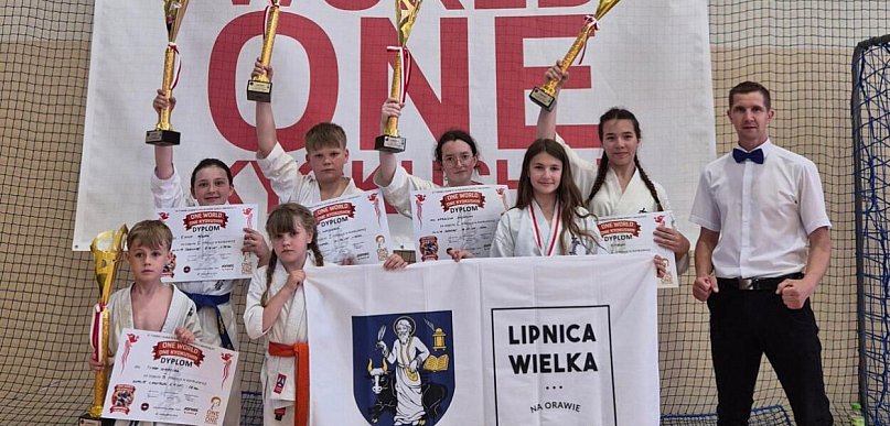 Sukces orawskich karateków